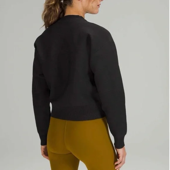 Lululemon All Around Crewneck Sweater Black - Picture 3 of 11